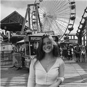 Estudiante de medicina internacional con un C2, clases de inglés para todos los niveles y preparación de exámenes